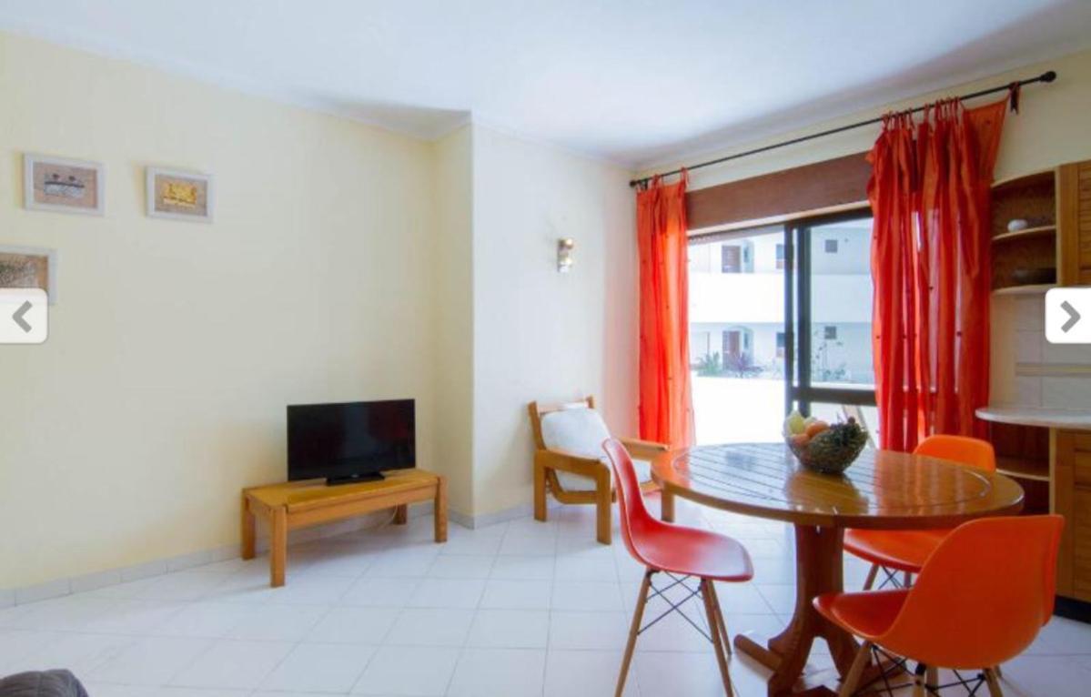 3 Min Walking To Peneco Beach Albufeira , Apart + Pool + Wifi Exteriör bild